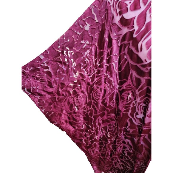 Marcus Adler Velvet Burnout Kimono Top OSFM NWT Burgundy - Picture 2 of 6
